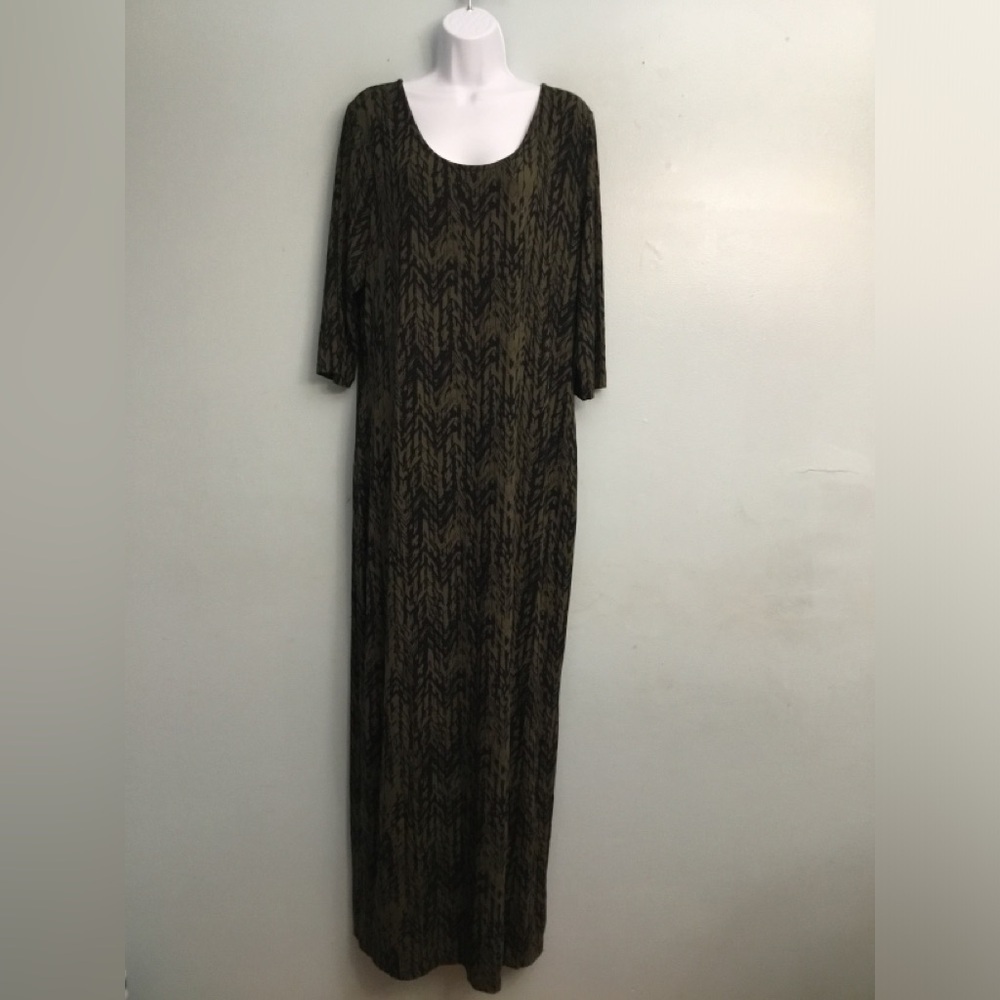 Apt. 9 Long Sleeve Black and Olive Dress